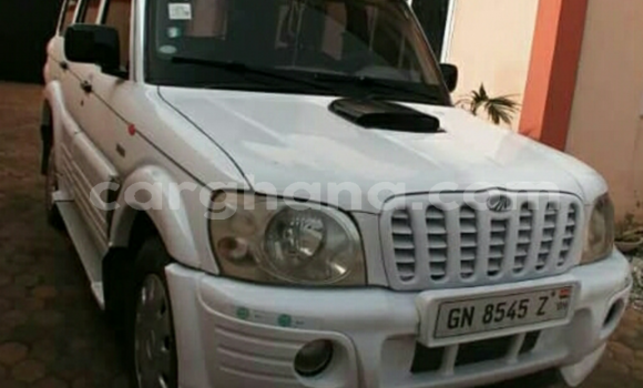 Ra Àlòkù Mahindra Scorpio funfun Ọkọ̀ in Accra ni Greater Accra