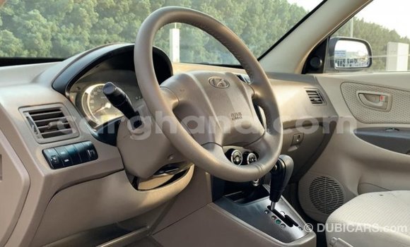Buy Import Hyundai Tucson White Car in Import - Dubai in Ashanti Buy Import Hyundai Tucson White Car in Import - Dubai in Ashanti
