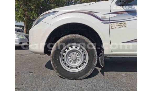 Ra Imported Mitsubishi L200 funfun Ọkọ̀ in Import - Dubai ni Ashanti Ra Imported Mitsubishi L200 funfun Ọkọ̀ in Import - Dubai ni Ashanti