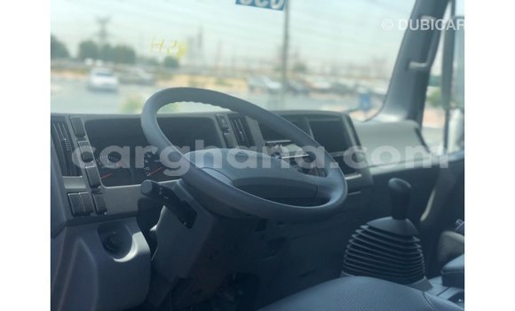 Ra Imported Isuzu NPR funfun Ọkọ̀ akẹ́rù ńlá in Import - Dubai ni Ashanti Ra Imported Isuzu NPR funfun Ọkọ̀ akẹ́rù ńlá in Import - Dubai ni Ashanti