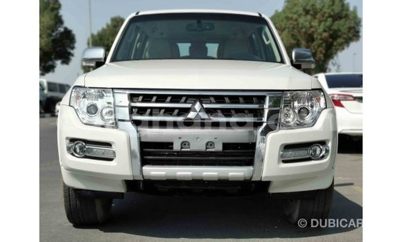 Sayi Imported Mitsubishi Pajero White Mota in Import - Dubai a Ashanti Sayi Imported Mitsubishi Pajero White Mota in Import - Dubai a Ashanti