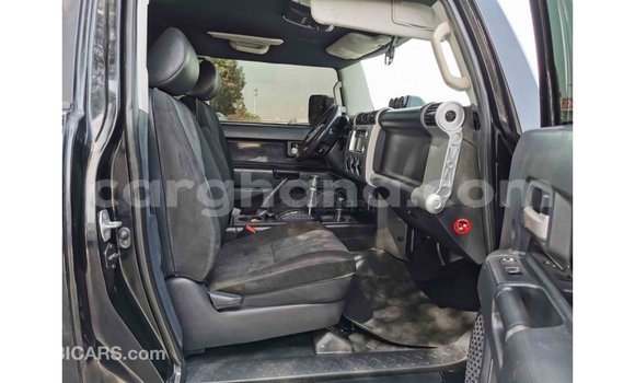 Buy Import Toyota FJ Cruiser Black Car in Import - Dubai in Ashanti Buy Import Toyota FJ Cruiser Black Car in Import - Dubai in Ashanti