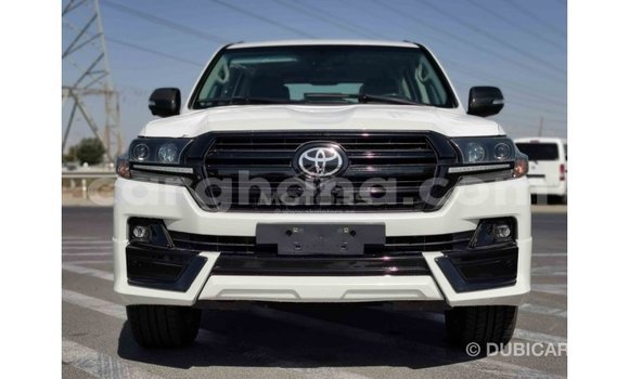 Ra Imported Toyota Land Cruiser funfun Ọkọ̀ in Import - Dubai ni Ashanti Ra Imported Toyota Land Cruiser funfun Ọkọ̀ in Import - Dubai ni Ashanti