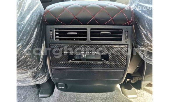 Ra Imported Toyota Land Cruiser funfun Ọkọ̀ in Import - Dubai ni Ashanti Ra Imported Toyota Land Cruiser funfun Ọkọ̀ in Import - Dubai ni Ashanti