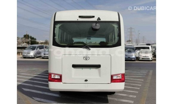 Sayi Imported Toyota Coaster White Mota in Import - Dubai a Ashanti Sayi Imported Toyota Coaster White Mota in Import - Dubai a Ashanti