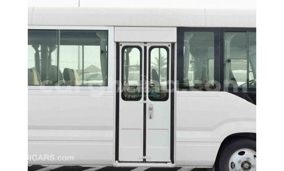 Sayi Imported Toyota Coaster White Mota in Import - Dubai a Ashanti Sayi Imported Toyota Coaster White Mota in Import - Dubai a Ashanti