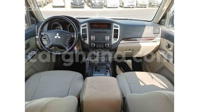 Big with watermark mitsubishi pajero ashanti import dubai 19321