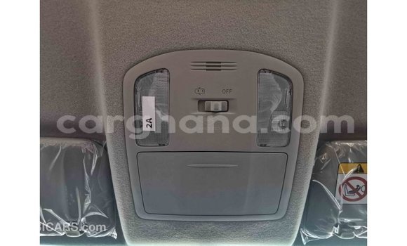 Sayi Imported Toyota Hilux White Mota in Import - Dubai a Ashanti Sayi Imported Toyota Hilux White Mota in Import - Dubai a Ashanti