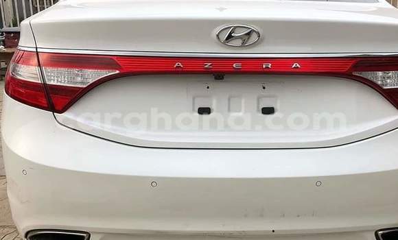 Buy Used Hyundai Azera White Car in Sekondi in Western Buy Used Hyundai Azera White Car in Sekondi in Western