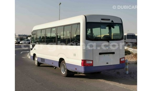 Buy Import Toyota Coaster White Car in Import - Dubai in Ashanti Buy Import Toyota Coaster White Car in Import - Dubai in Ashanti