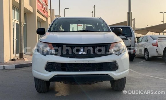 Sayi Imported Mitsubishi L200 White Mota in Import - Dubai a Ashanti Sayi Imported Mitsubishi L200 White Mota in Import - Dubai a Ashanti