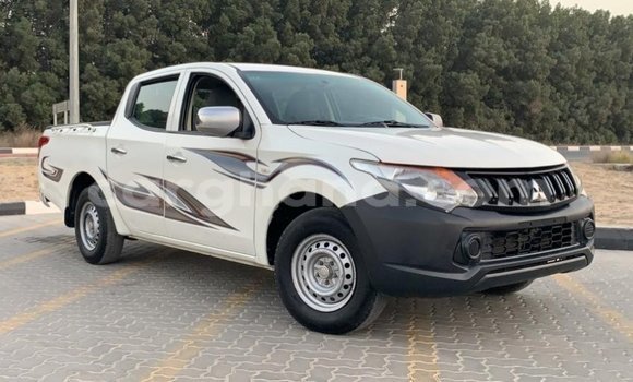 Ra Imported Mitsubishi L200 funfun Ọkọ̀ in Import - Dubai ni Ashanti Ra Imported Mitsubishi L200 funfun Ọkọ̀ in Import - Dubai ni Ashanti