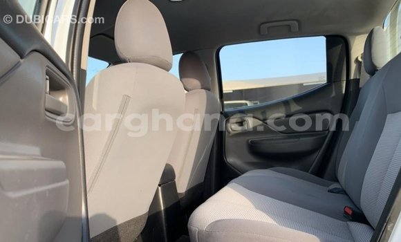 Sayi Imported Mitsubishi L200 White Mota in Import - Dubai a Ashanti Sayi Imported Mitsubishi L200 White Mota in Import - Dubai a Ashanti