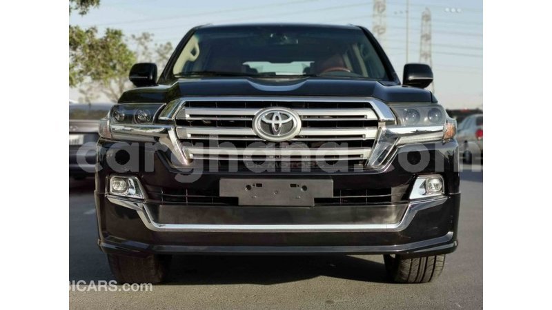 Big with watermark toyota land cruiser ashanti import dubai 19372