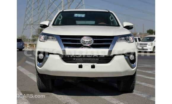 Buy Import Toyota Fortuner White Car in Import - Dubai in Ashanti Buy Import Toyota Fortuner White Car in Import - Dubai in Ashanti