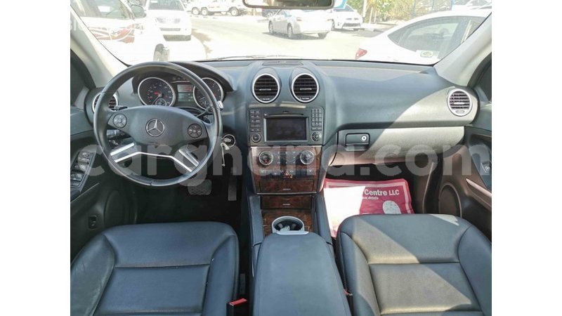 Big with watermark mercedes benz a200 ashanti import dubai 19392