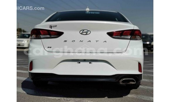 Buy Import Hyundai Sonata White Car in Import - Dubai in Ashanti Buy Import Hyundai Sonata White Car in Import - Dubai in Ashanti
