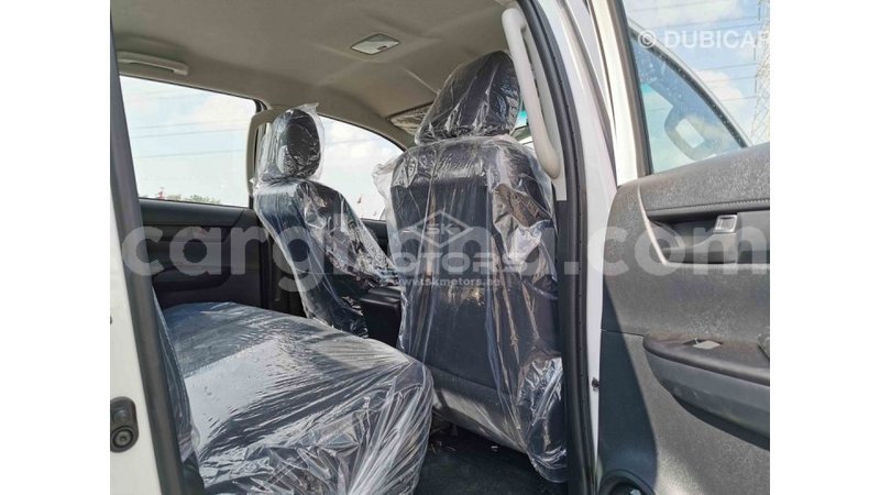 Big with watermark toyota hilux ashanti import dubai 19398