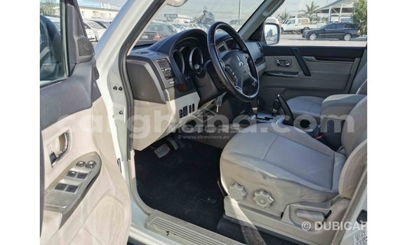 Sayi Imported Mitsubishi Pajero White Mota in Import - Dubai a Ashanti Sayi Imported Mitsubishi Pajero White Mota in Import - Dubai a Ashanti