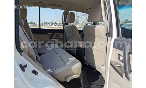 Buy Import Mitsubishi Pajero White Car in Import - Dubai in Ashanti Buy Import Mitsubishi Pajero White Car in Import - Dubai in Ashanti