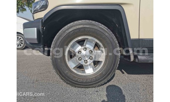 Sayi Imported Toyota FJ Cruiser Black Mota in Import - Dubai a Ashanti Sayi Imported Toyota FJ Cruiser Black Mota in Import - Dubai a Ashanti
