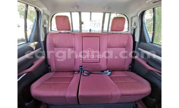 Sayi Imported Toyota Hilux Black Mota in Import - Dubai a Ashanti Sayi Imported Toyota Hilux Black Mota in Import - Dubai a Ashanti
