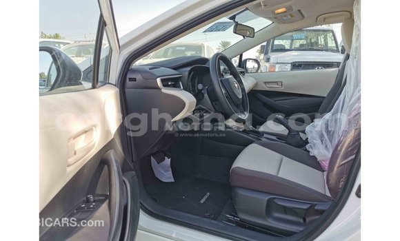 Ra Imported Toyota Corolla funfun Ọkọ̀ in Import - Dubai ni Ashanti Ra Imported Toyota Corolla funfun Ọkọ̀ in Import - Dubai ni Ashanti