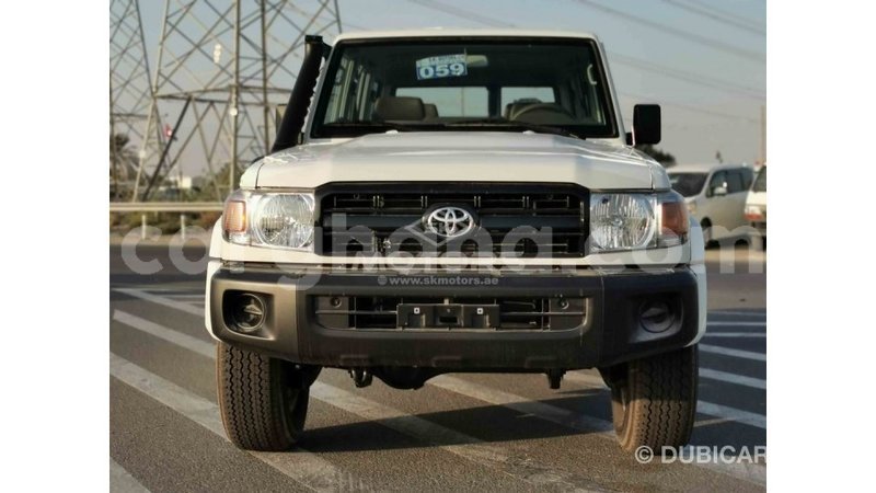 Big with watermark toyota land cruiser ashanti import dubai 19464