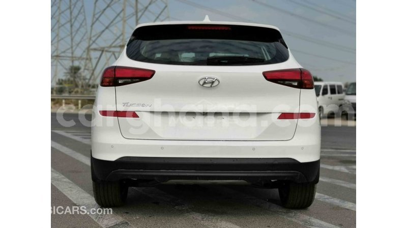 Big with watermark hyundai tucson ashanti import dubai 19509