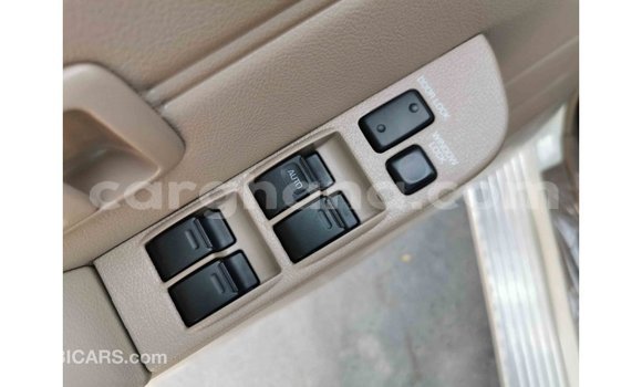 Ra Imported Toyota Land Cruiser funfun Ọkọ̀ in Import - Dubai ni Ashanti Ra Imported Toyota Land Cruiser funfun Ọkọ̀ in Import - Dubai ni Ashanti