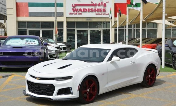 Sayi Imported Chevrolet Camaro White Mota in Import - Dubai a Ashanti Sayi Imported Chevrolet Camaro White Mota in Import - Dubai a Ashanti
