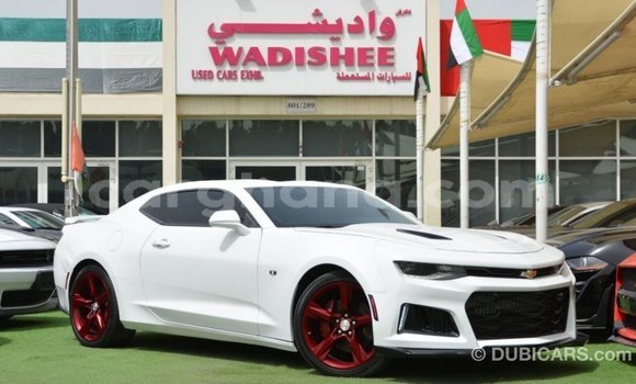 Sayi Imported Chevrolet Camaro White Mota in Import - Dubai a Ashanti Sayi Imported Chevrolet Camaro White Mota in Import - Dubai a Ashanti