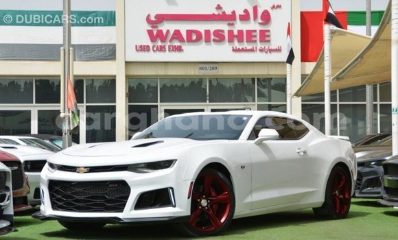 Sayi Imported Chevrolet Camaro White Mota in Import - Dubai a Ashanti Sayi Imported Chevrolet Camaro White Mota in Import - Dubai a Ashanti