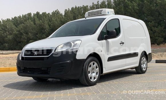 Ra Imported Peugeot Partner funfun Ọkọ̀ in Import - Dubai ni Ashanti Ra Imported Peugeot Partner funfun Ọkọ̀ in Import - Dubai ni Ashanti