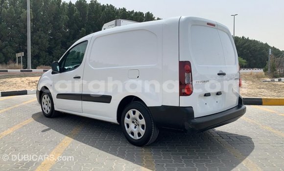 Ra Imported Peugeot Partner funfun Ọkọ̀ in Import - Dubai ni Ashanti Ra Imported Peugeot Partner funfun Ọkọ̀ in Import - Dubai ni Ashanti