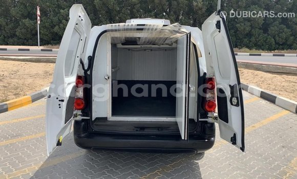 Ra Imported Peugeot Partner funfun Ọkọ̀ in Import - Dubai ni Ashanti Ra Imported Peugeot Partner funfun Ọkọ̀ in Import - Dubai ni Ashanti