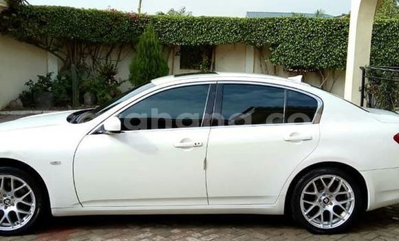 Buy Used Infiniti Q60 White Car in Accra in Greater Accra Buy Used Infiniti Q60 White Car in Accra in Greater Accra