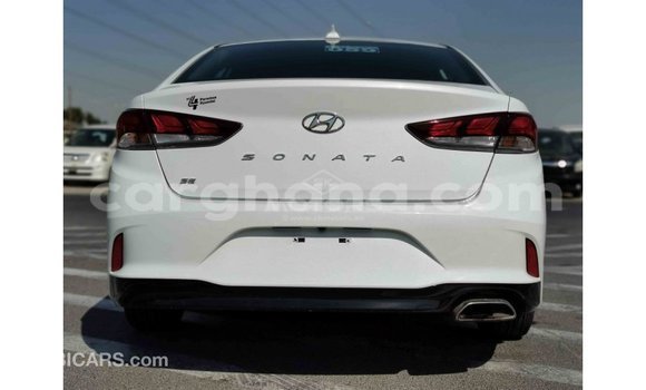Buy Import Hyundai Sonata White Car in Import - Dubai in Ashanti Buy Import Hyundai Sonata White Car in Import - Dubai in Ashanti