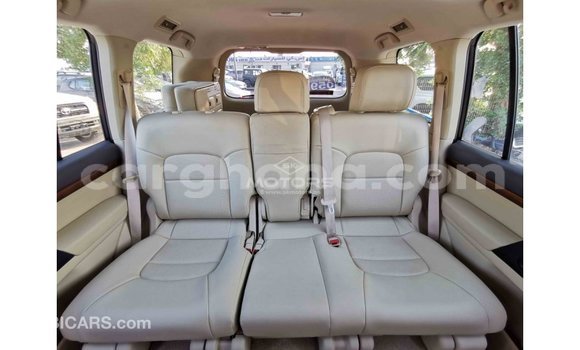 Sayi Imported Toyota Land Cruiser White Mota in Import - Dubai a Ashanti Sayi Imported Toyota Land Cruiser White Mota in Import - Dubai a Ashanti