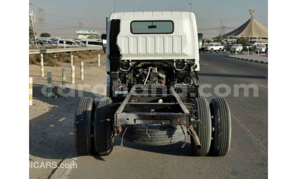 Buy Import Mitsubishi Fuso White Truck in Import - Dubai in Ashanti Buy Import Mitsubishi Fuso White Truck in Import - Dubai in Ashanti