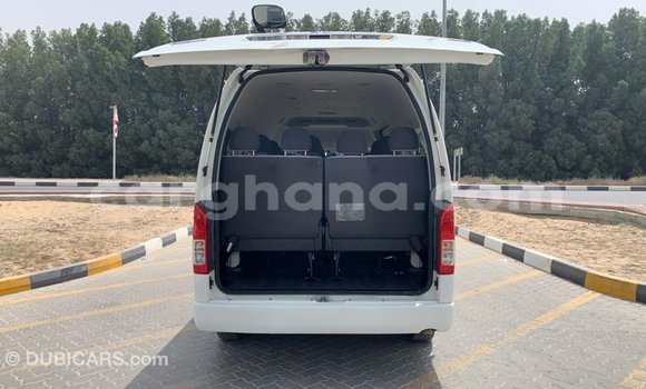 Ra Imported Toyota Hiace funfun Ọkọ̀ in Import - Dubai ni Ashanti Ra Imported Toyota Hiace funfun Ọkọ̀ in Import - Dubai ni Ashanti