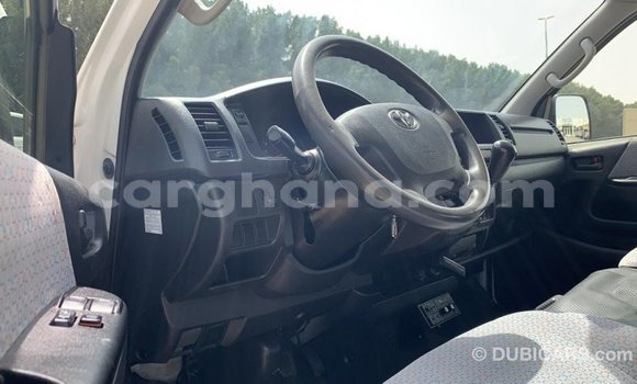 Ra Imported Toyota Hiace funfun Ọkọ̀ in Import - Dubai ni Ashanti Ra Imported Toyota Hiace funfun Ọkọ̀ in Import - Dubai ni Ashanti