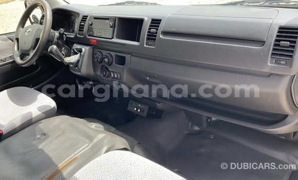 Ra Imported Toyota Hiace funfun Ọkọ̀ in Import - Dubai ni Ashanti Ra Imported Toyota Hiace funfun Ọkọ̀ in Import - Dubai ni Ashanti
