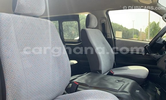 Ra Imported Toyota Hiace funfun Ọkọ̀ in Import - Dubai ni Ashanti Ra Imported Toyota Hiace funfun Ọkọ̀ in Import - Dubai ni Ashanti