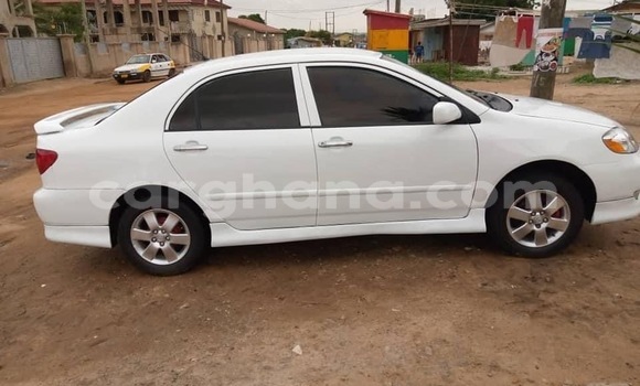 Sayi Na hannu Toyota Corolla White Mota in Accra a Greater Accra Sayi Na hannu Toyota Corolla White Mota in Accra a Greater Accra