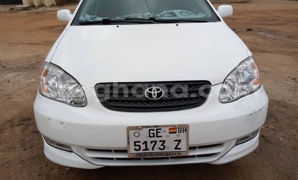 Sayi Na hannu Toyota Corolla White Mota in Accra a Greater Accra Sayi Na hannu Toyota Corolla White Mota in Accra a Greater Accra