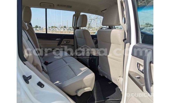 Sayi Imported Mitsubishi Pajero White Mota in Import - Dubai a Ashanti Sayi Imported Mitsubishi Pajero White Mota in Import - Dubai a Ashanti