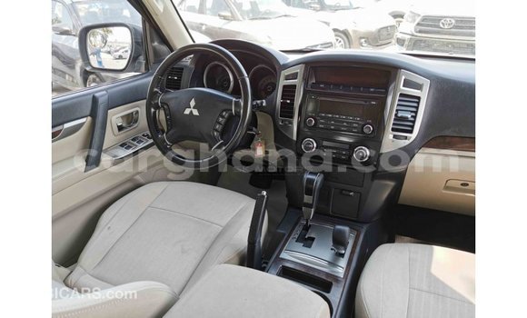Ra Imported Mitsubishi Pajero funfun Ọkọ̀ in Import - Dubai ni Ashanti Ra Imported Mitsubishi Pajero funfun Ọkọ̀ in Import - Dubai ni Ashanti