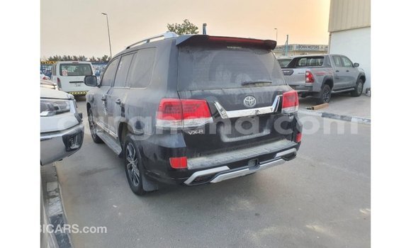 Ra Imported Toyota Land Cruiser Black Ọkọ̀ in Import - Dubai ni Ashanti Ra Imported Toyota Land Cruiser Black Ọkọ̀ in Import - Dubai ni Ashanti
