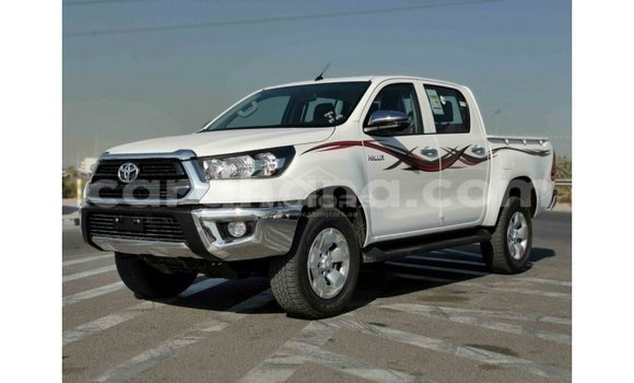 Buy Import Toyota Hilux White Car in Import - Dubai in Ashanti Buy Import Toyota Hilux White Car in Import - Dubai in Ashanti